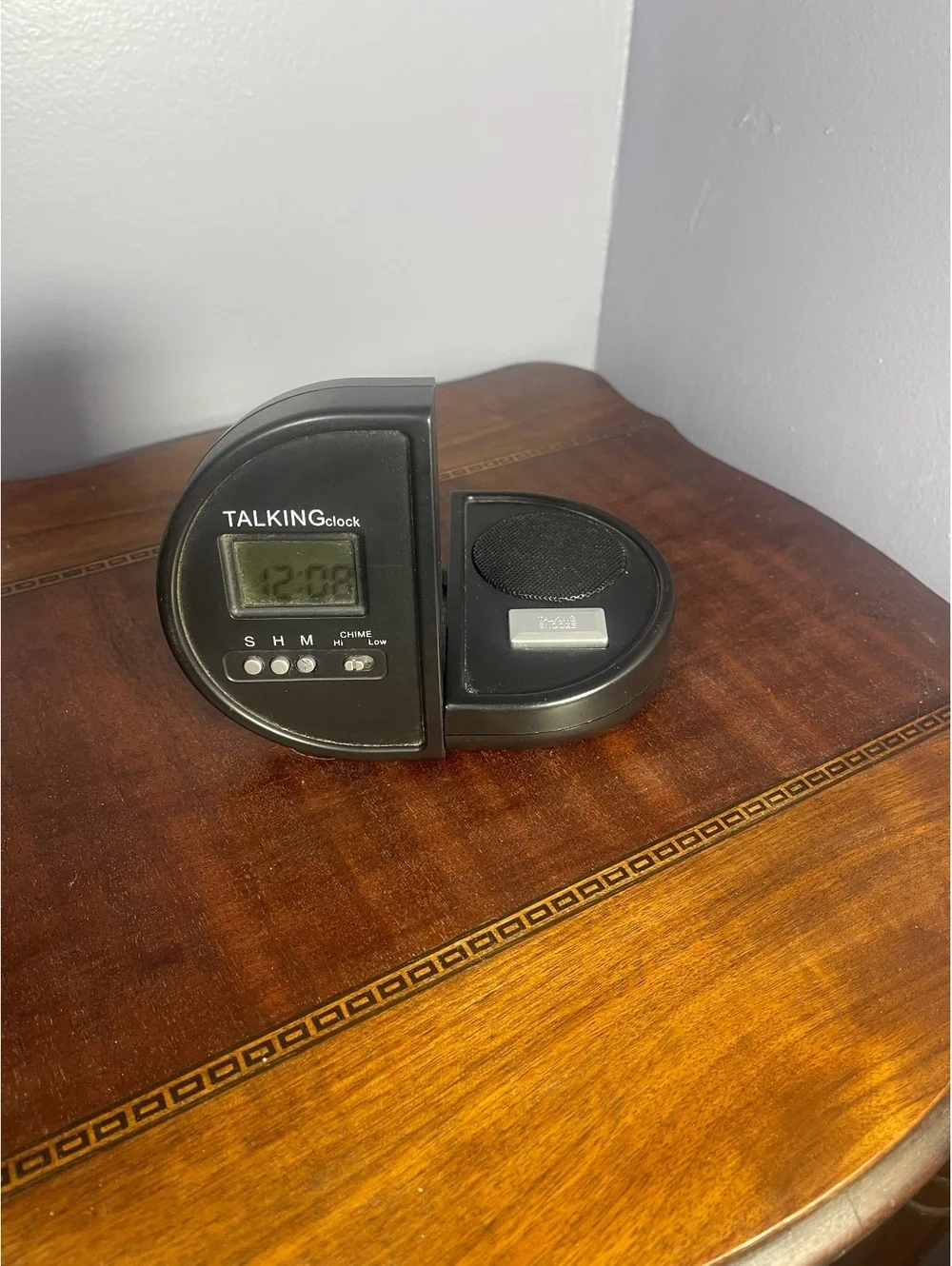 Vintage Taking Clock Talking Digital Clock with Speaker and Chime Function